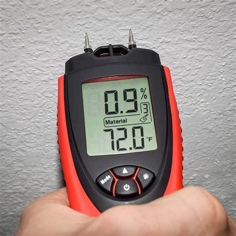 can i use a wood moisture meter on drywall|using moisture meter on drywall.